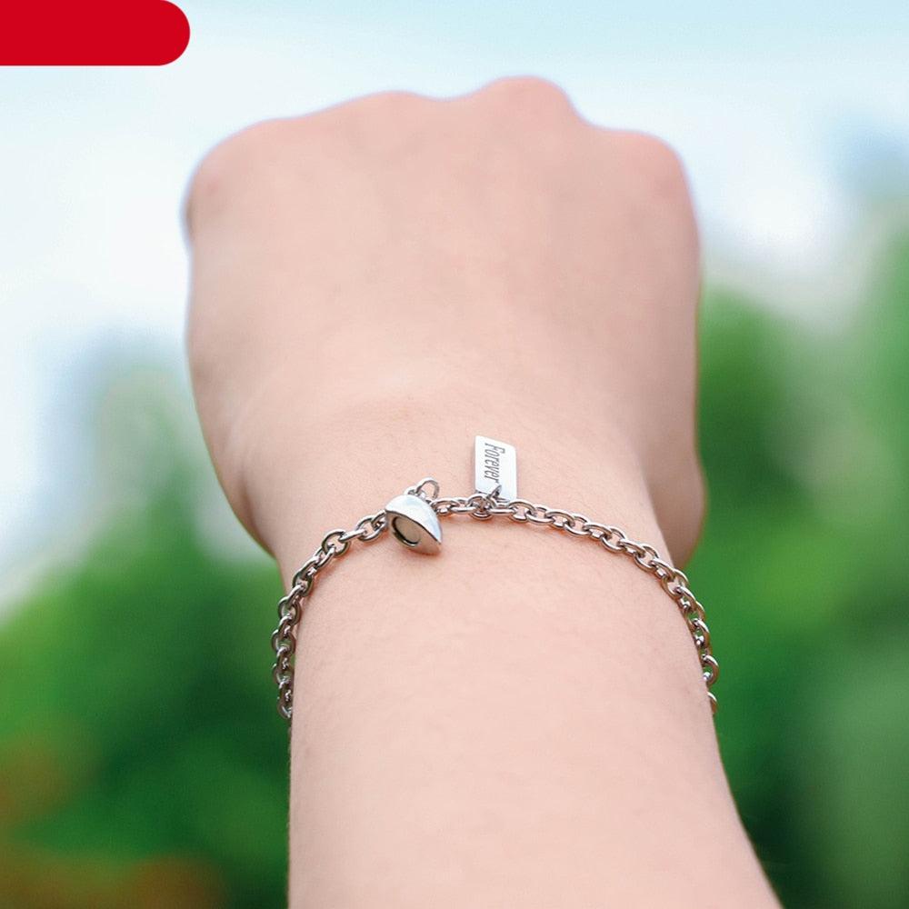 Women Cute Heart Magnet Couple Bracelet Charm Jewelry Stainless Steel Chain Bracelets Magnetic Bracelets For Couples Matching Bracelets Promise Bracelet Stainless Steel Chain For Women Men