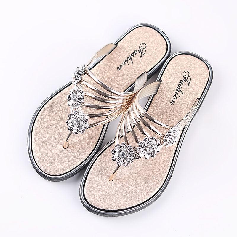 Women Fashion Silver High Quality Anti Skid Beach Sandals Lady Casual Golden Crystal Summer Home Sandals Women's T-Strap Thong Crystal Rhinestone Glitter Stretch Flat Sandal