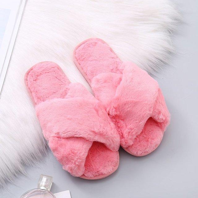 Women Fashion Warm Fluffy Slippers Cozy Faux Fur Cross Indoor Floor Slides Flat Soft Furry Flip Flops Cross Band Soft Plush Cozy House Shoes Furry Open Toe Indoor Outdoor Slip On Warm Breathable Anti-Skid Sole