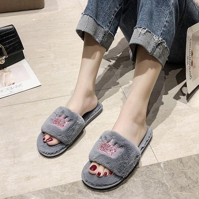 Women Fur Slippers Summer Home Flat Fur Slides For Women Fluffy Shoes Glitter Women' Casual Shoes House Slippers With Arch Support Slip-On Slippers For Women Flat Sandals