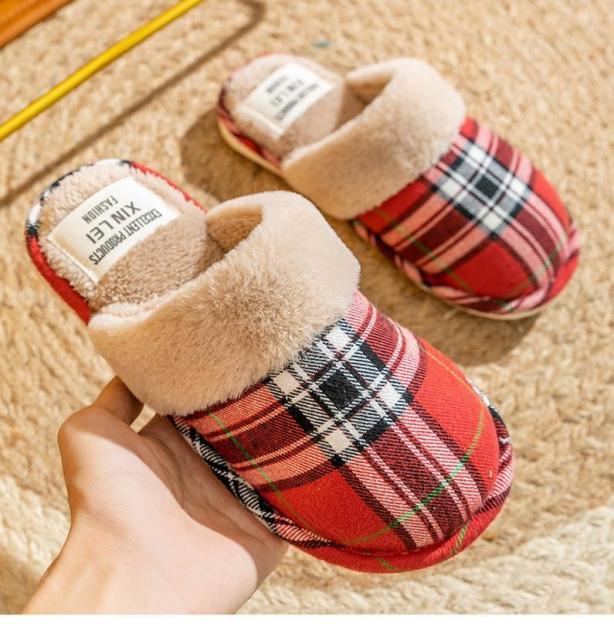 Women Fur Slippers Winter Warm Shoes Suede Plush House Indoor Outdoor Men Couples Cotton Cozy Comfy Faux Fur Slip-On Women House Shoes Memory Foam Suede Fluffy Comfort Plush Anti-Slip Slippers