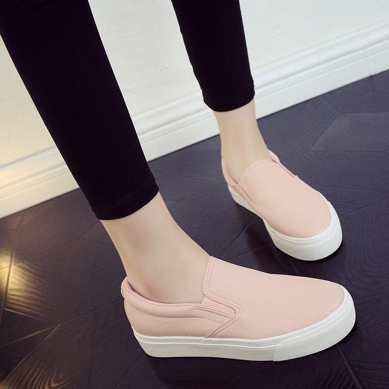 Women Leather Espadrilles Spring Trend Casual Flats Sneakers New Fashion Comfort Slip-on Platform Vulcanized Shoes Women Casual Fashionable Sports Espadrilles