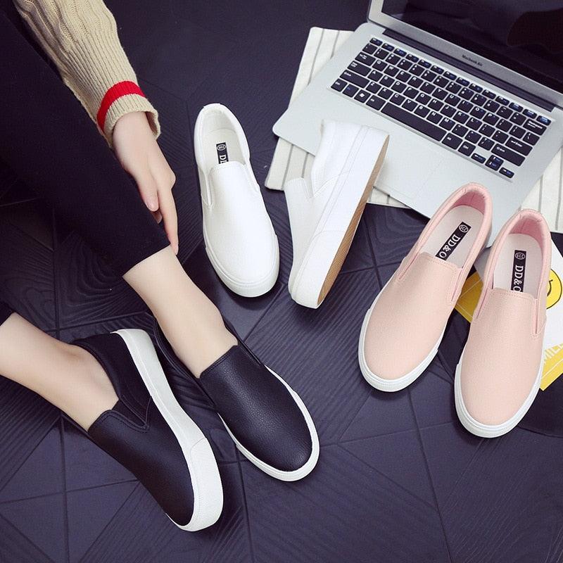 Women Leather Espadrilles Spring Trend Casual Flats Sneakers New Fashion Comfort Slip-on Platform Vulcanized Shoes Women Casual Fashionable Sports Espadrilles