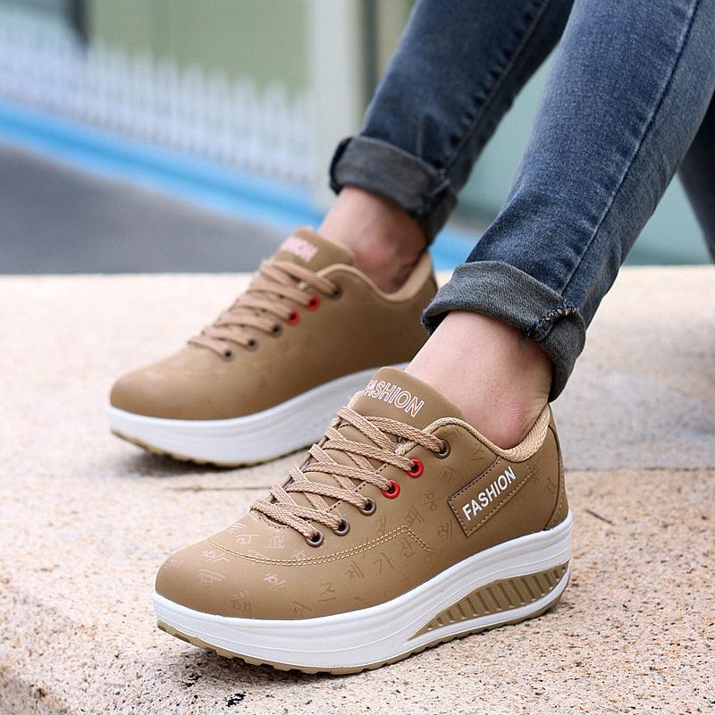 Women Modern Sneakers Height Increasing Flatform Lace-up Walking Leather Sneakers Fashion Breathble Vulcanized Shoes Women Casual Sport Sneakers