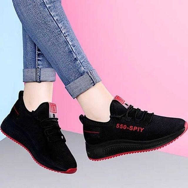 Women's Breathable Non-slip Platform Fashion Autumn New Casual Running Shoes Black Sneakers Lightweight Mesh Tennis Sneaker Fashion Athletic Walking Shoes