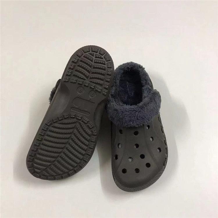 Women Sandals Winter Hole Slippers Outside Shoes For Women Slippers For Home Men's and Women's Classic Lined Clog Warm And Fuzzy Slippers Fur Lined Clogs Winter Garden Shoes Warm House Slippers