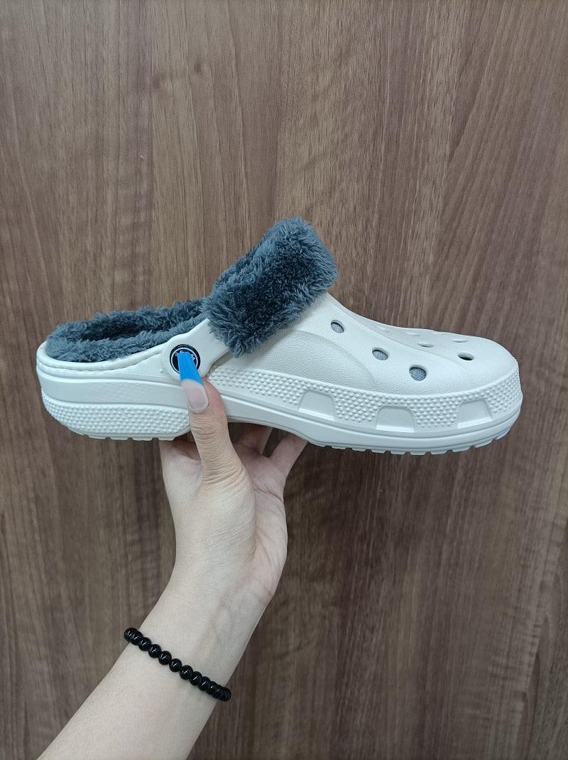 Women Sandals Winter Hole Slippers Outside Shoes For Women Slippers For Home Men's and Women's Classic Lined Clog Warm And Fuzzy Slippers Fur Lined Clogs Winter Garden Shoes Warm House Slippers