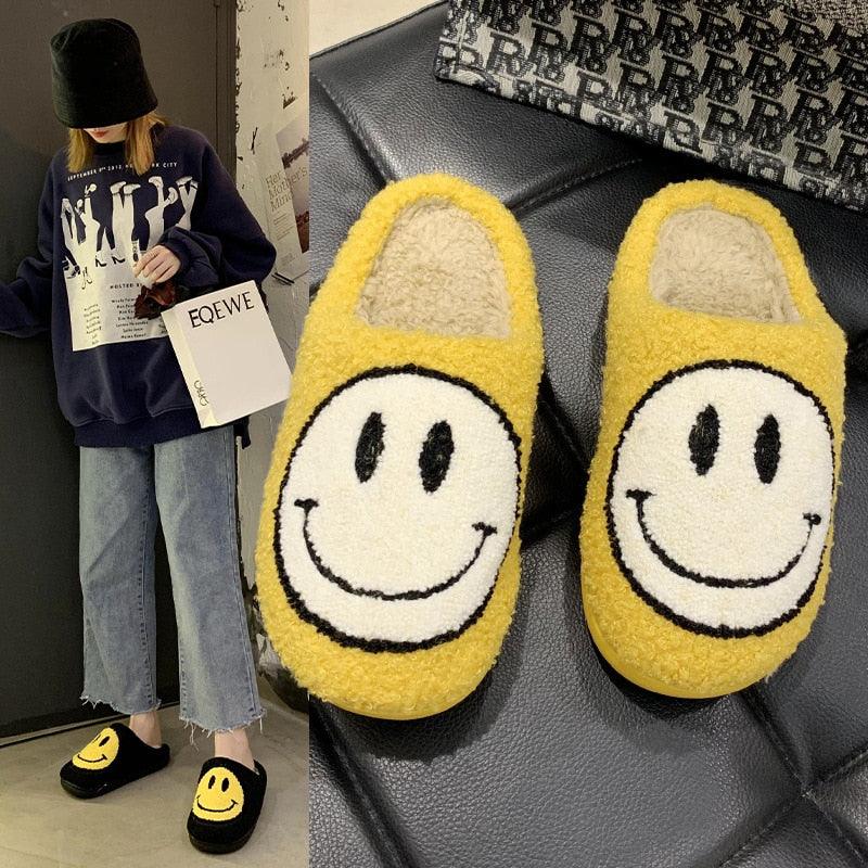 Women Smiley Slippers Fluffy Home Warm Fur Slippers Smiley Face Household Couple Slippers Indoor Warm Home Non-Slip Couple Style Casual Shoes Indoor Outdoor Anti-Skid Plush Fleece Lined House Shoes