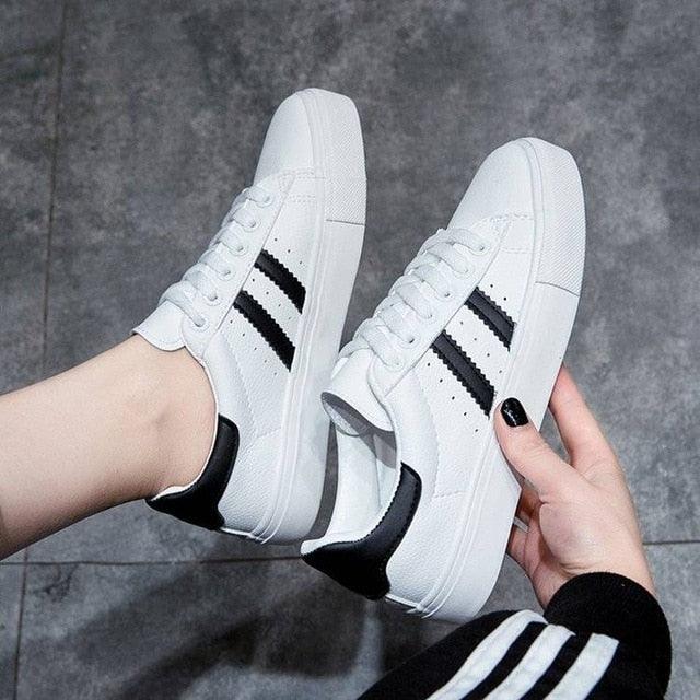 Women White Casual Shoes Casual Women Sneakers Flats Girl Breathble Vulcanized Shoes Lace Up White Casual Style Comfortable Sneakers Eco Leather Street Sneakers