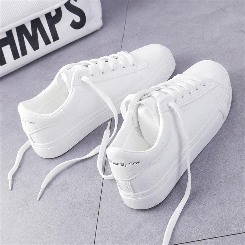 Women White Sneakers Fashion Breathble Vulcanized Shoes Leather Platform Shoes White Lace Up Casual Woman Comfortable Sneakers Leather Spring Flats Trainers Sneakers