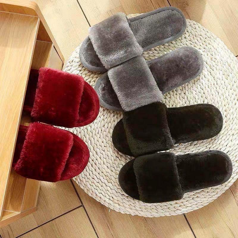 Women Winter Heart Shoes Woman Slides Plush Home Slippers Indoor House Shoes Winter Warm Fur Slippers With Embroidered Heart Details Soft And Warm House Slippers With Cushioned Insole