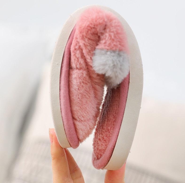 Women Winter Home Slippers Cute Shoes Non-Slip Soft Winter Warm Slipper Indoor Bedroom Couples Floor Shoes Women's House Slippers Indoor Memory Foam Cotton-Blend Knitted Autumn Winter Slippers