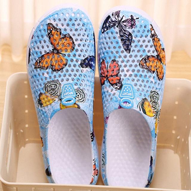 Womens Casual Clogs Breathable Beach Sandals Slippers Summer Slip On Women Flip Flops Home Shoes Breathable Water Shoes Beach Sandals Lightweight Slip-On Clogs