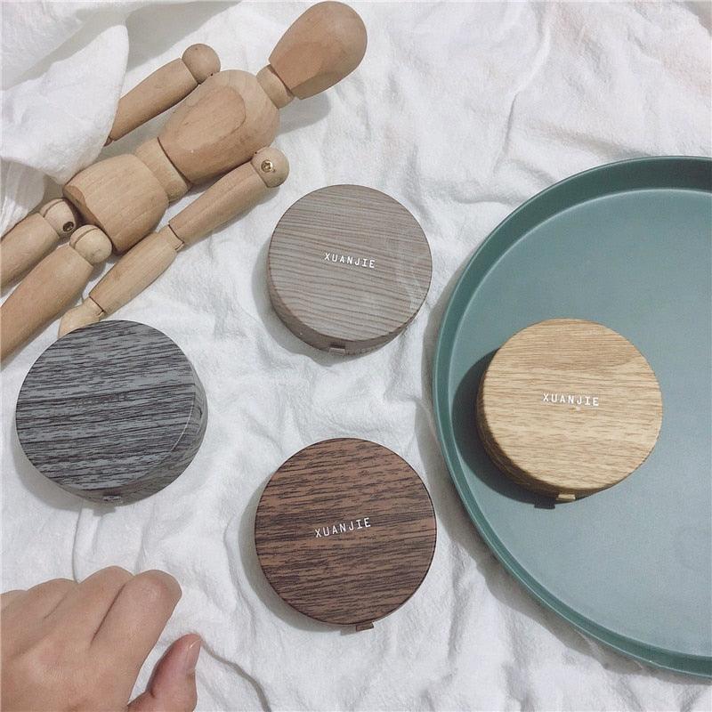 Wood Grain Round Contact Lens Case With Mirror Lens Container Cute Eye Contacts Case Contact Lens Case,Portable Contact Lens Box with Mirror Gight-Capacity Contact Lens Travel Case Dry And Wet Separation Contact Lens Remover Tool With Tweezers